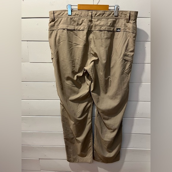 💛The North Face Men’s Tan Nylon Hiking Pants – Size 40 - Picture 9 of 9